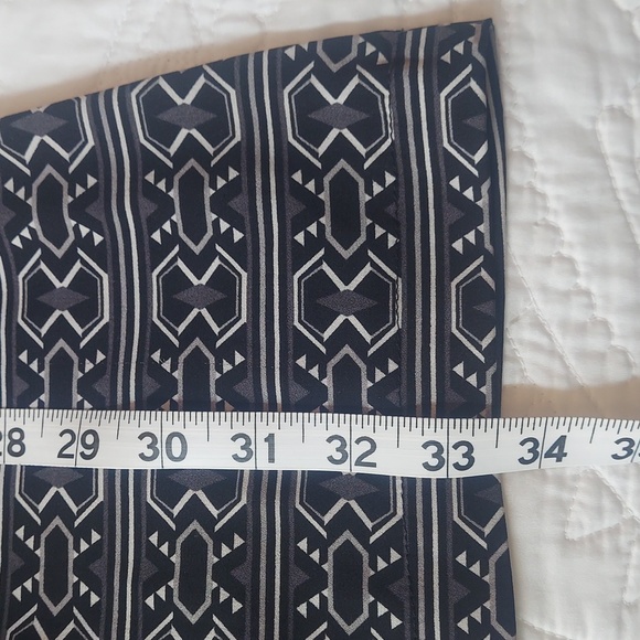 Xhilaration Sleeveless Lace Retro Stretch Midi Dress, Size Medium - Picture 9 of 9